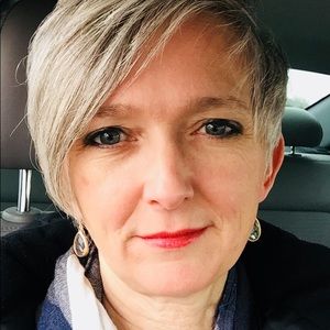 Meet your Posher, Deborah